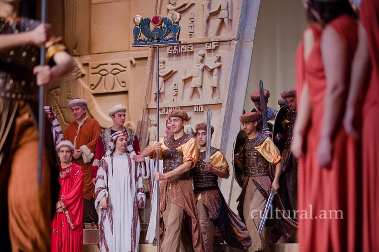 0013 verdi aida