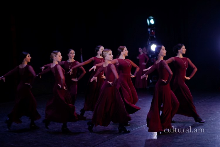 13 opera
