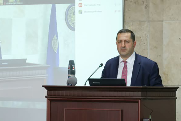 Dora Saqayan haykakan aratsner 3