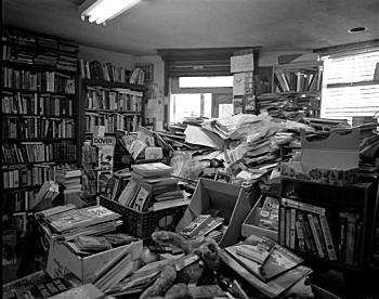 headingeast.usedbookstore